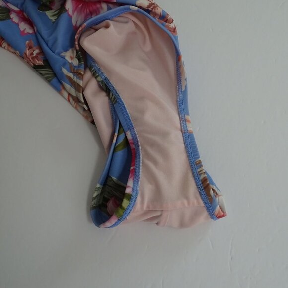 Kona Sol Blue Floral Tropical Print One Piece Swimsuit Women Size M Ruffle - Picture 8 of 12